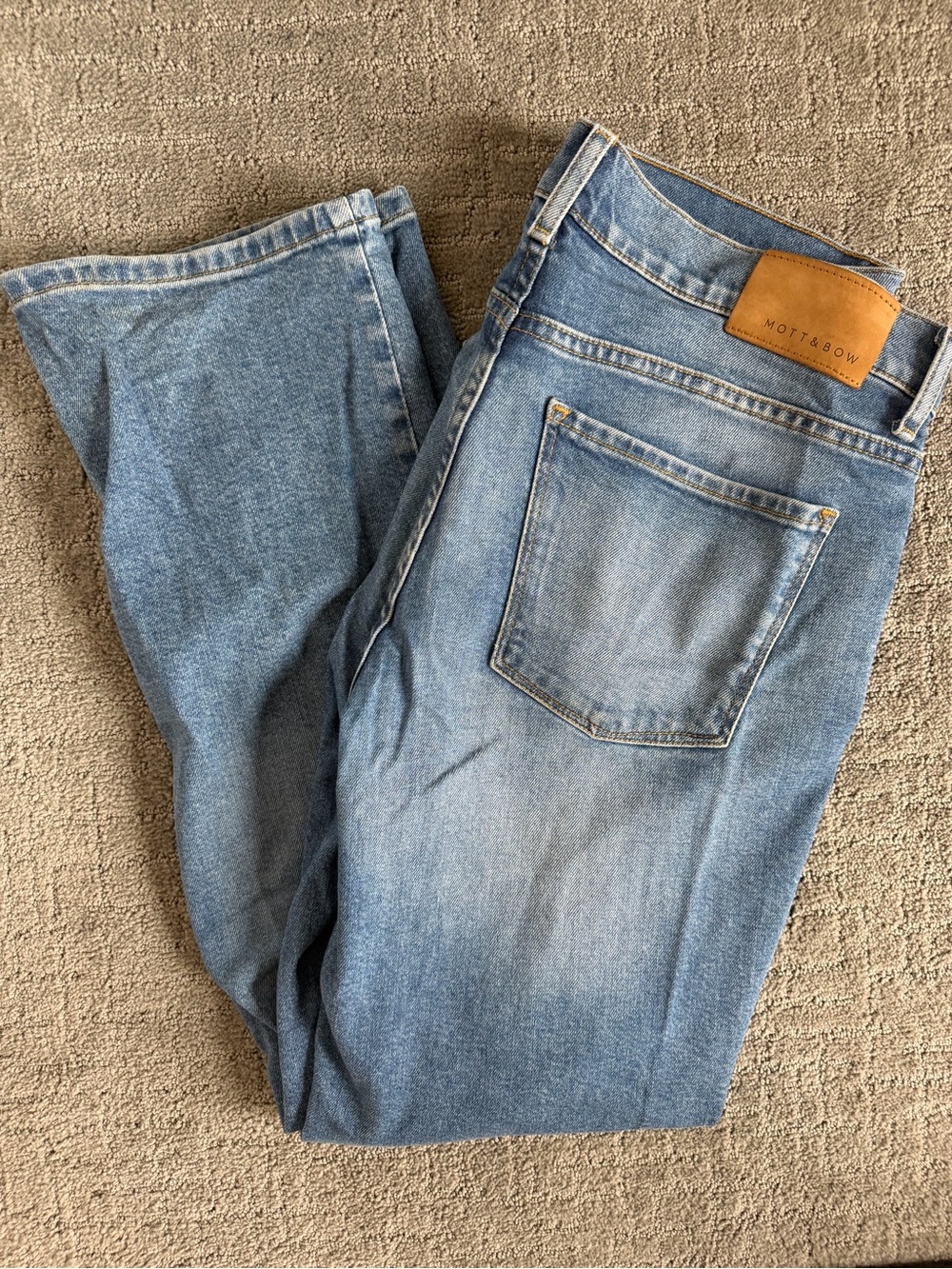 Mott & Bow Men's Light Blue Straight Jeans